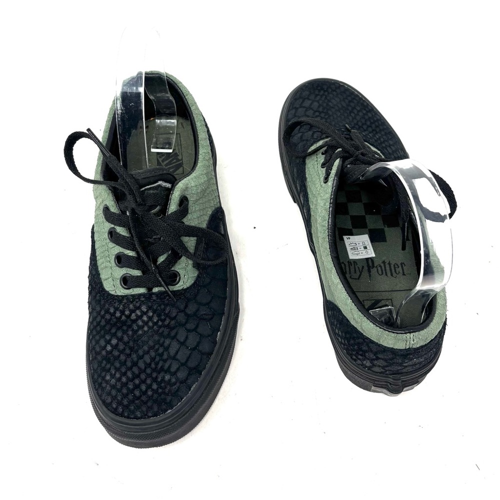Vans - Picture 4 of 7